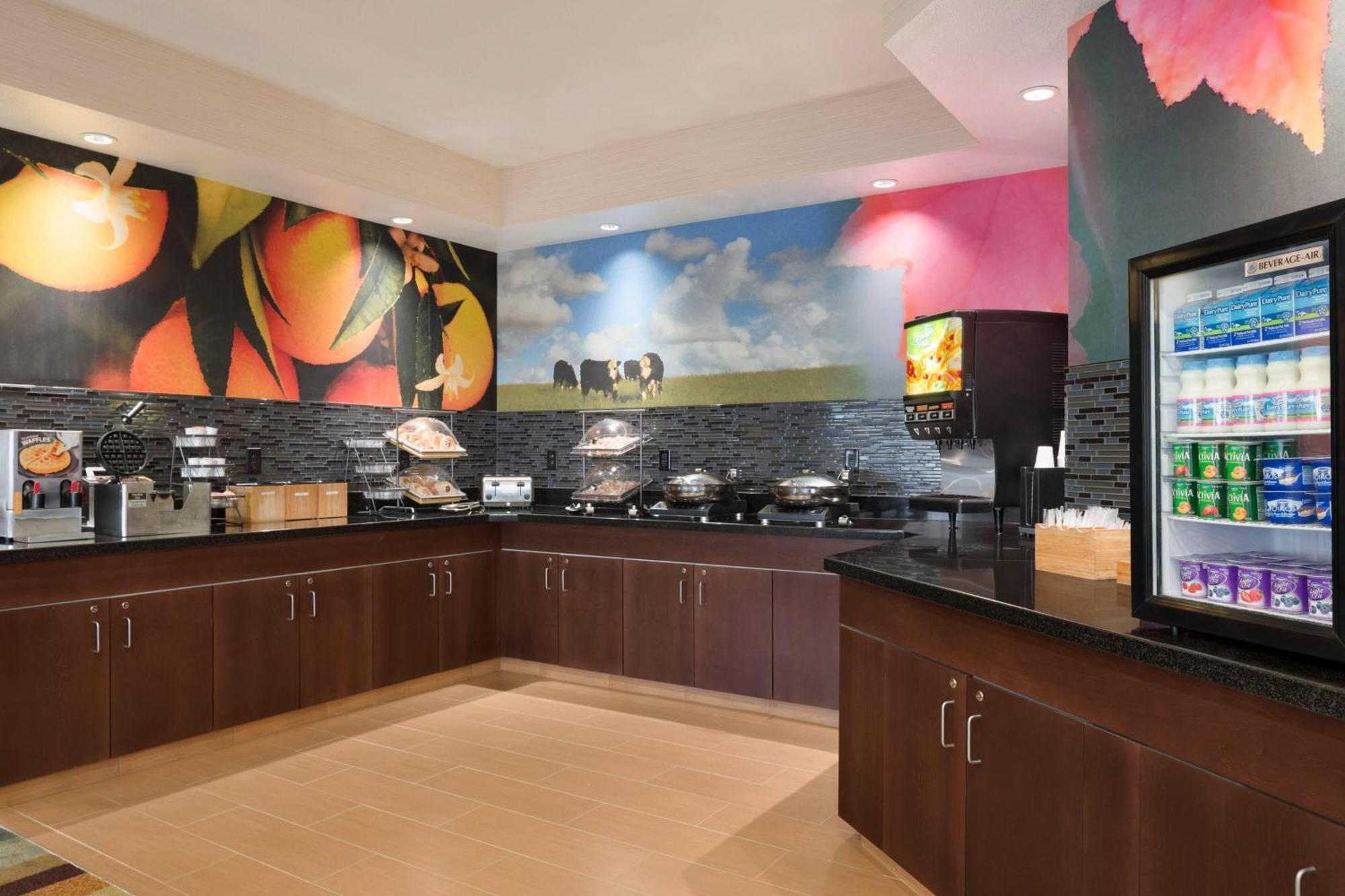 Fairfield Inn & Suites Youngstown Boardman Poland Екстериор снимка