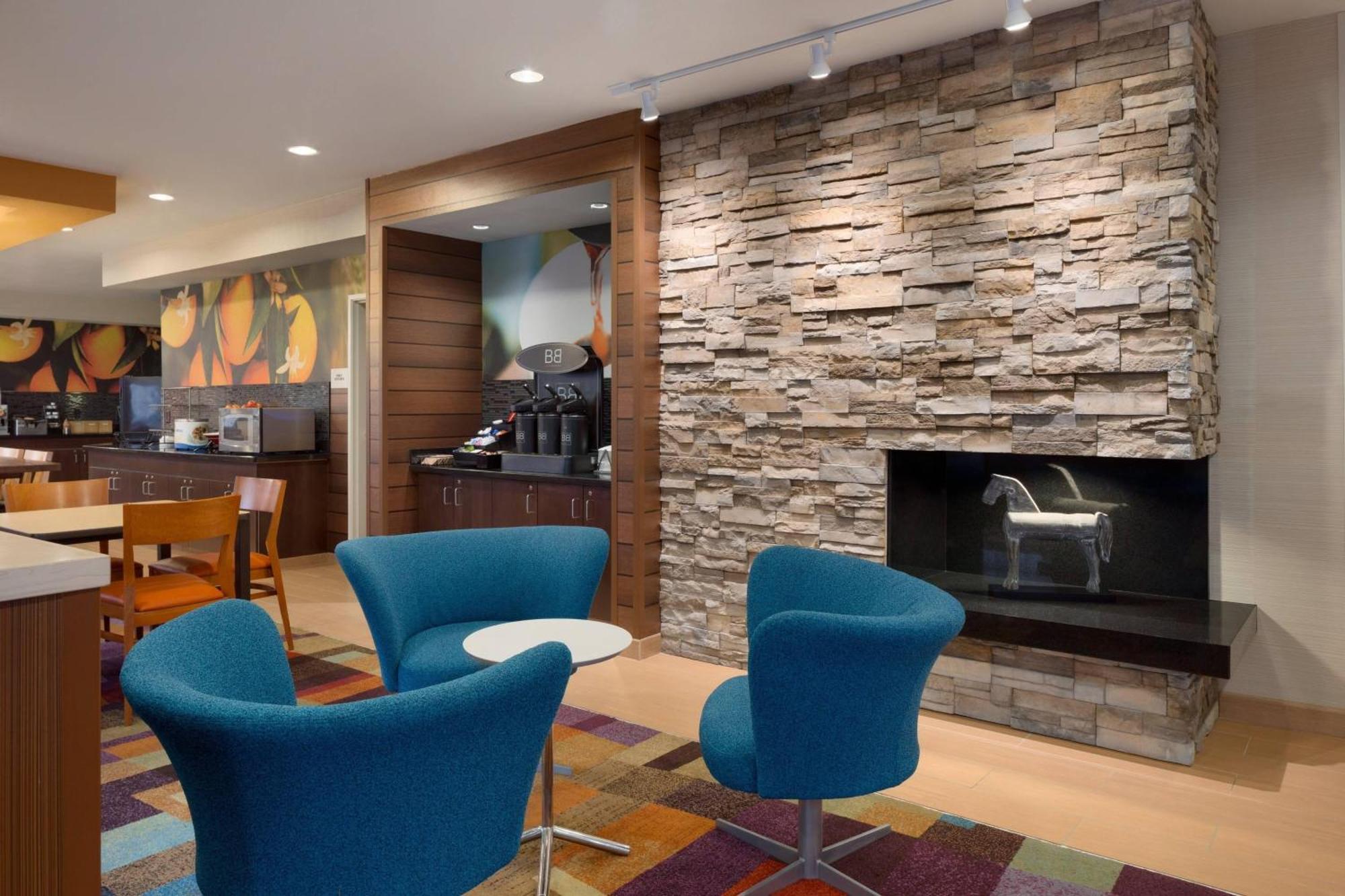 Fairfield Inn & Suites Youngstown Boardman Poland Екстериор снимка