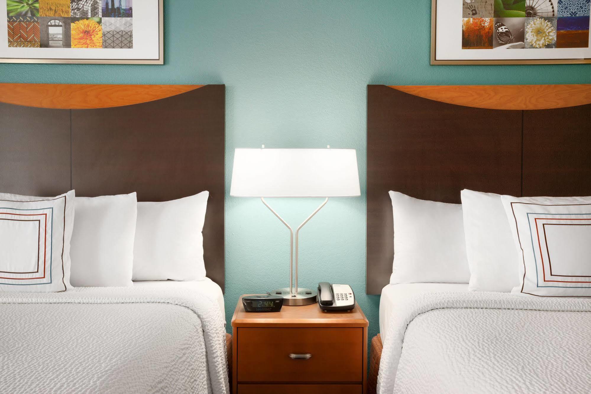 Fairfield Inn & Suites Youngstown Boardman Poland Екстериор снимка